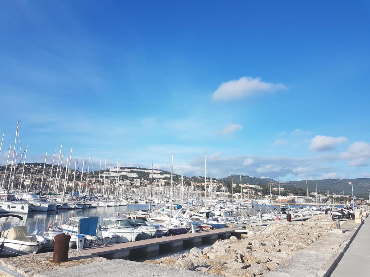 Studio Avec Parking Tout A Pied Et Calme 邦多勒 外观 照片